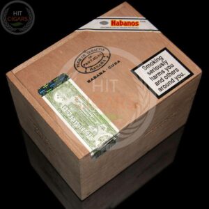 Partagas lühikesed püksid (kabiin 50-st) - HitCigars
