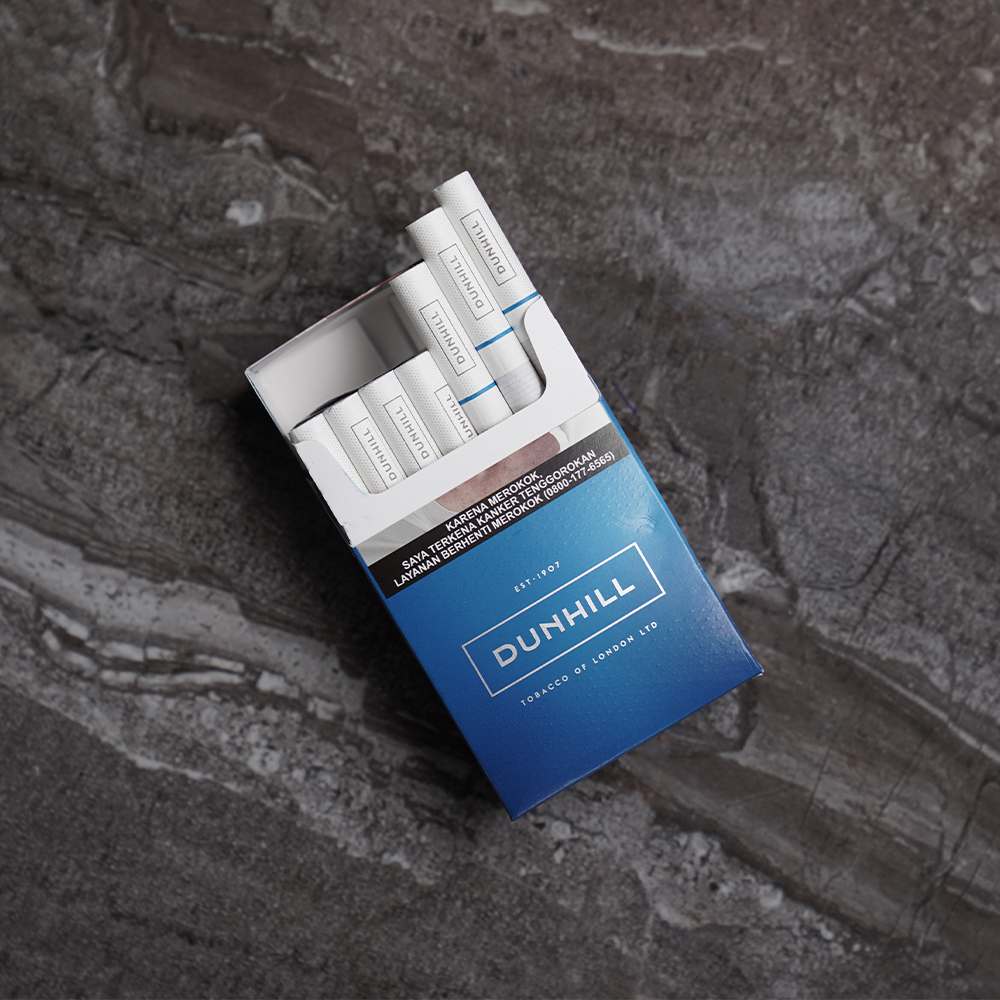 Dunhill Blue (Lights) 🍂 ‣ Duty Free Price ‣ Only 4€👍